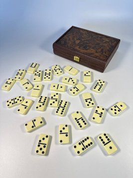 Manopoulos dominoes in a box with a California walnut wood inserts, art. 400011, White